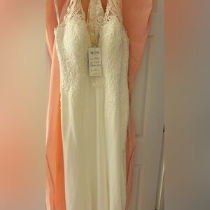 Mon Cheri Ivory Lace Wedding Gown